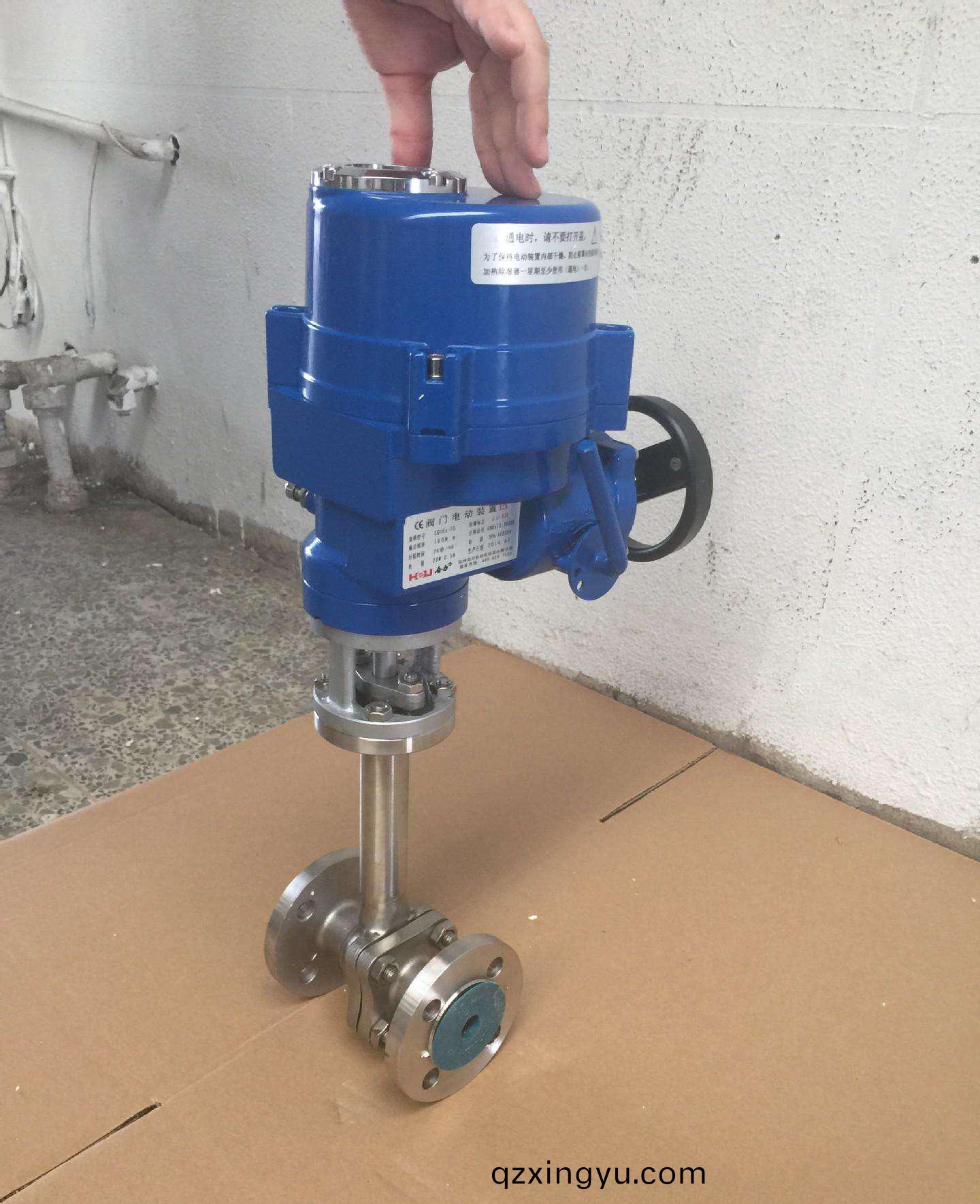 进口电动低(di)温球阀(fa)